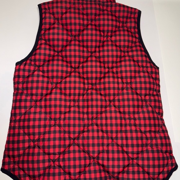 J. Crew Excursion Quilted Puffer Christmas Vest Size Small Black and Red Plaid - Picture 3 of 11